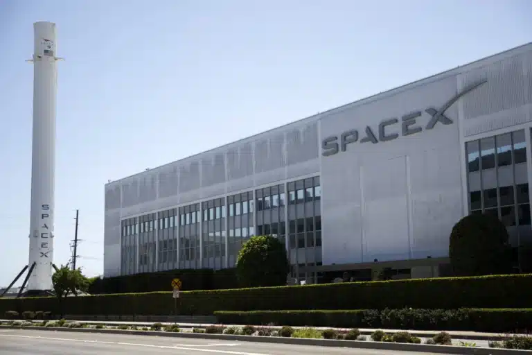 Tribunal de Apelações aponta possível inconstitucionalidade do NLRB e suspende processo contra a SpaceX