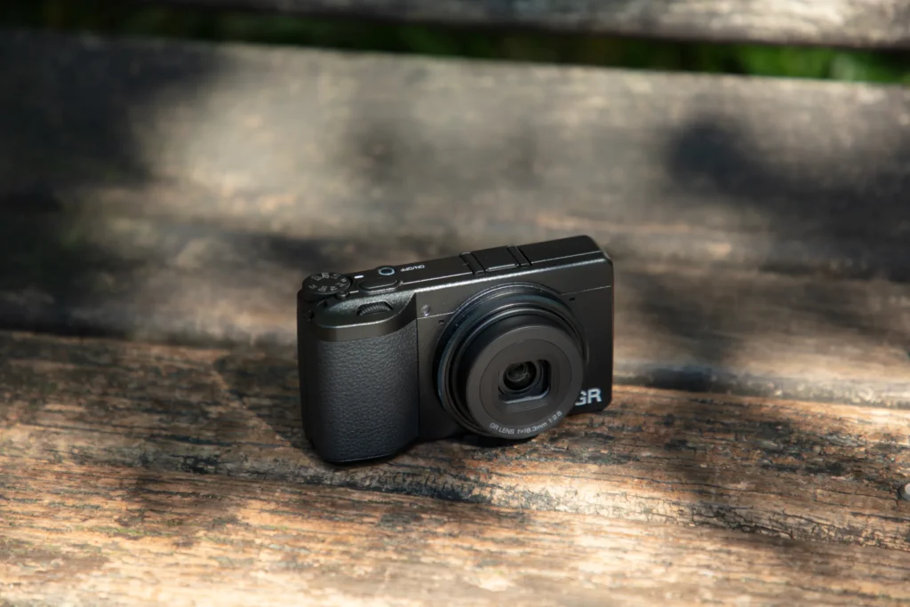 Ricoh confirma GR IV para setembro com preço de US$ 1.499,95