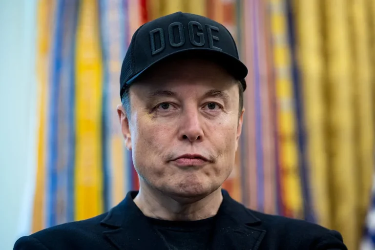 Ex-funcionários do Twitter podem receber US$ 500 milhões após acordo preliminar com X, de Elon Musk
