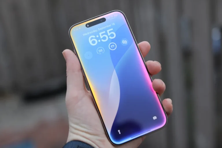 Apple negocia uso do Gemini do Google para reforçar o Siri, diz reportagem