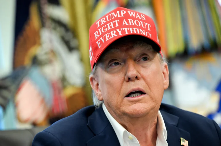 Trump anuncia que governo dos EUA terá 10% de participação na Intel