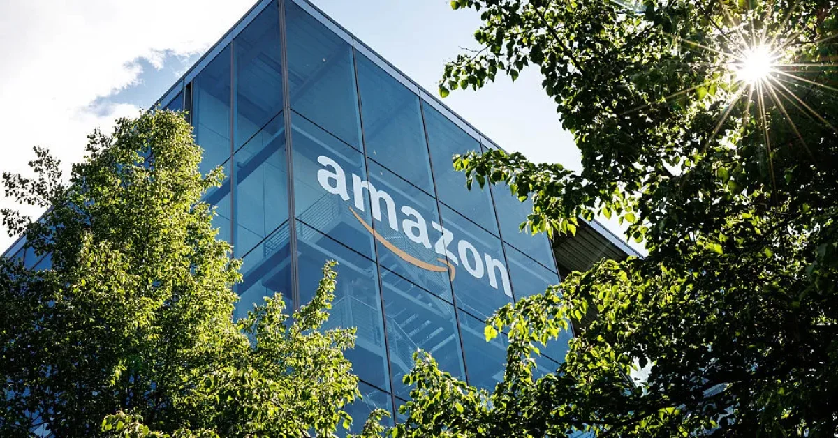 Imagem destacada - Chefe do Amazon AGI Labs defende modelo de “reverse acquihire”