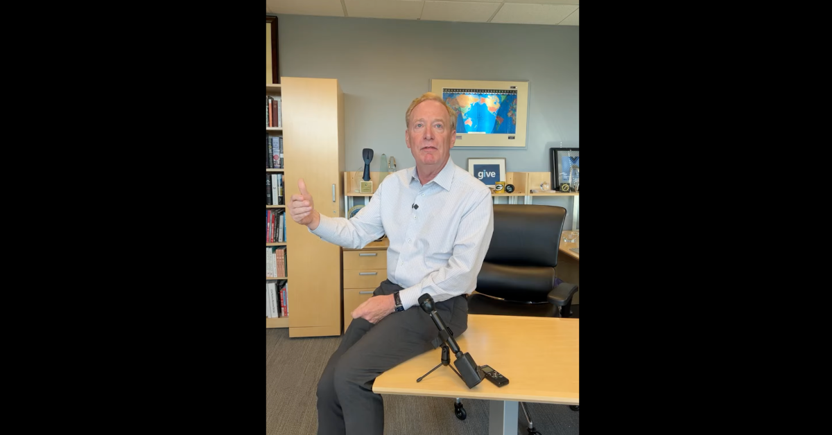 Imagem destacada - Microsoft convoca coletiva de emergência após manifestantes ocuparem escritório de Brad Smith