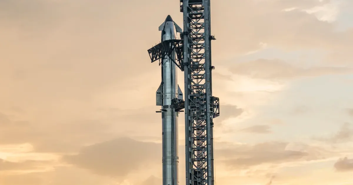 Imagem destacada - Teste 10 do Starship atinge marcos inéditos e encerra sequência de falhas da SpaceX